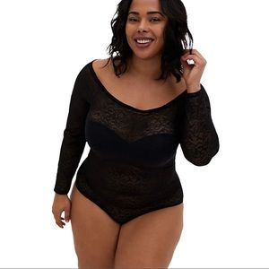 TORRID Black lace off shoulder bodysuit 2X